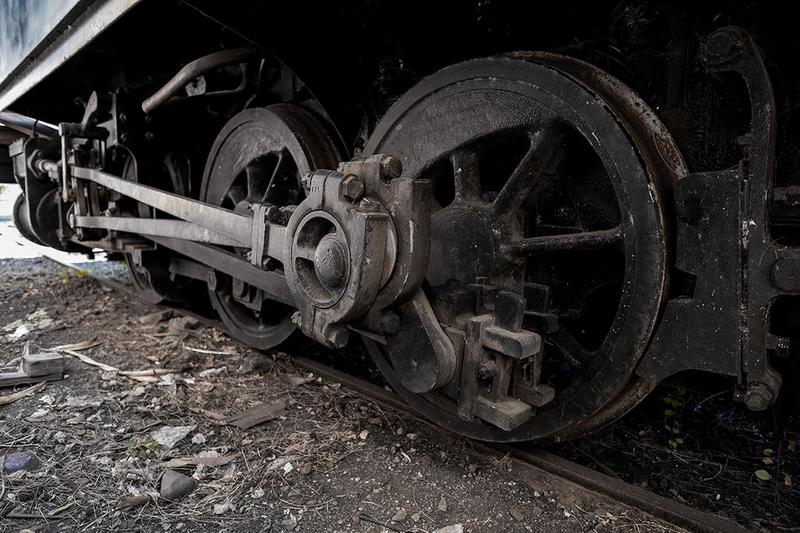 locomotive à vapeur : locomotive-tender Schneider, à voie métrique, 030 T 8, détail