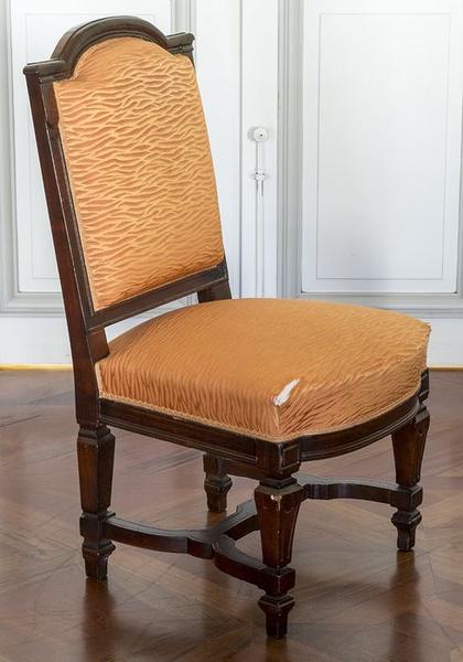 chaise de style néo-Louis XV, vue générale