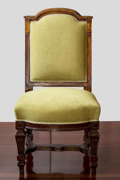 chaise de style néo-Louis XV, vue générale - © Ministère de la Culture (France), Conservation des antiquités et objets d'art de La Réunion, tous droits réservés