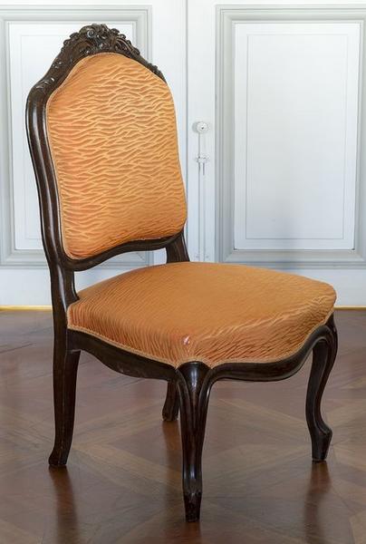 chaise de style néo-Louis XV, vue générale