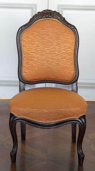 chaise de style néo-Louis XV, vue générale