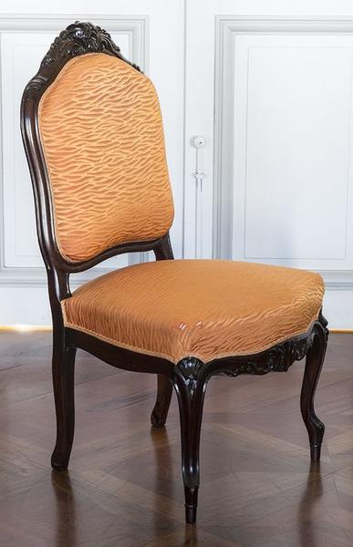 chaise de style néo-Louis XV, vue générale