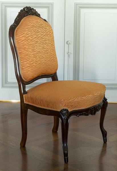 chaise de style néo-Louis XV, vue générale