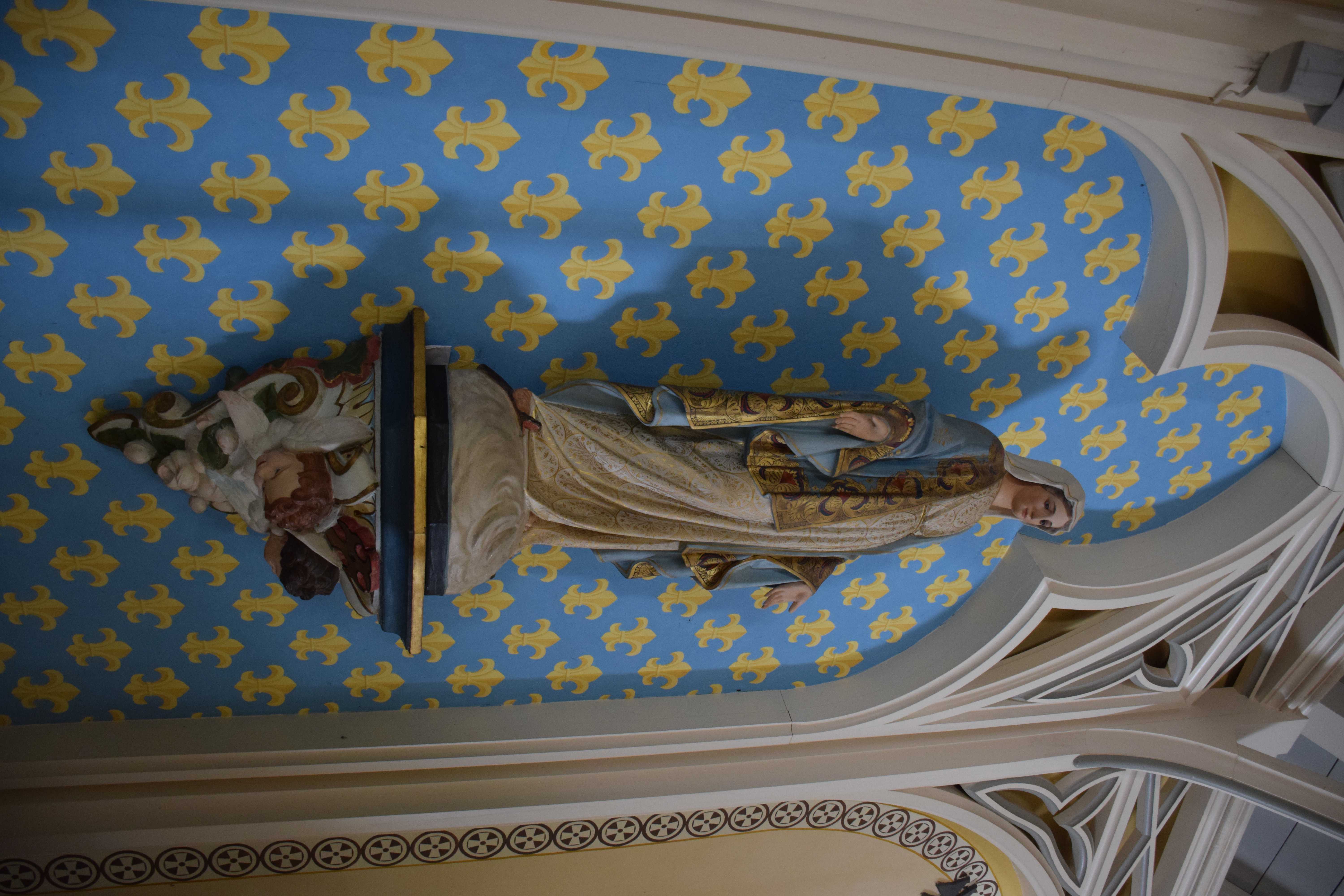 statue : Vierge
