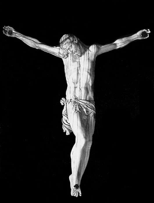 statue : Christ en croix