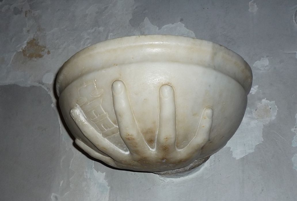 bénitier - © Ministère de la Culture (France), Conservation des antiquités et des objets d'art de Corse, tous droits réservés
