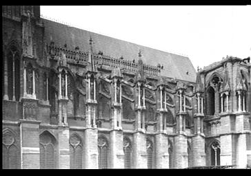 VUE DU SUD OUEST DE LA FACADE SUD