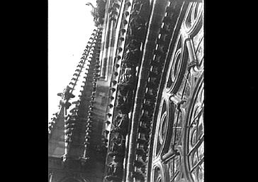 Vue partielle de la rose du bras sud du transept