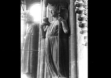 Statues de la face sud du bras sud du transept