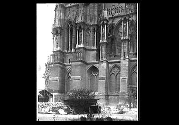 NIVEAU INFERIEUR DE LA TOUR SUD DE LA FACADE OUEST