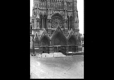 FACADE OUEST, VUE DU NORD EST, JUSQU'A LA GALERIE DES ROIS