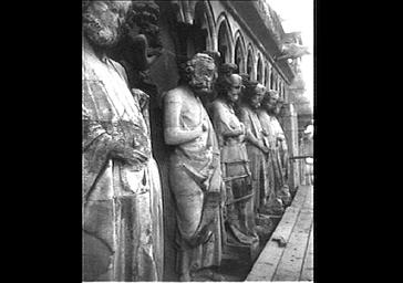 Galerie des Prophètes située face sud du bras sud du transept