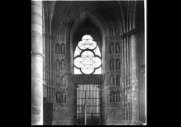 REVERS DU MUR DE LA FACADE OUEST, VUE DE L'INTERIEUR