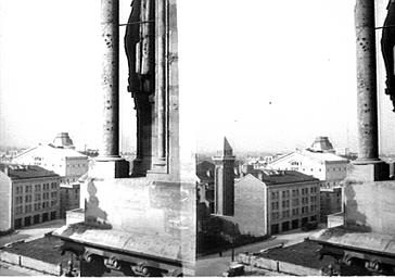 VUE DU THEATRE DE LA VILLE ET DE LATOUR DE LA CASERNE DES POMPIERS DEPUIS LA FACADE OUEST