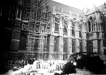 Façade sud et bras sud du transept vus du sud-ouest