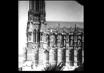 PARTIE DE LA FACADE SUD, VUE DE L'OUEST