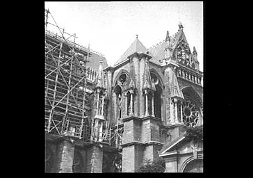 Bras sud du transept vu du sud-ouest