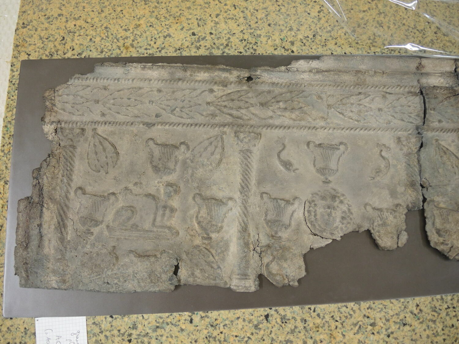 mnr/AOR00789/AOR8A_c_MuseeduLouvre_detail-1.JPG