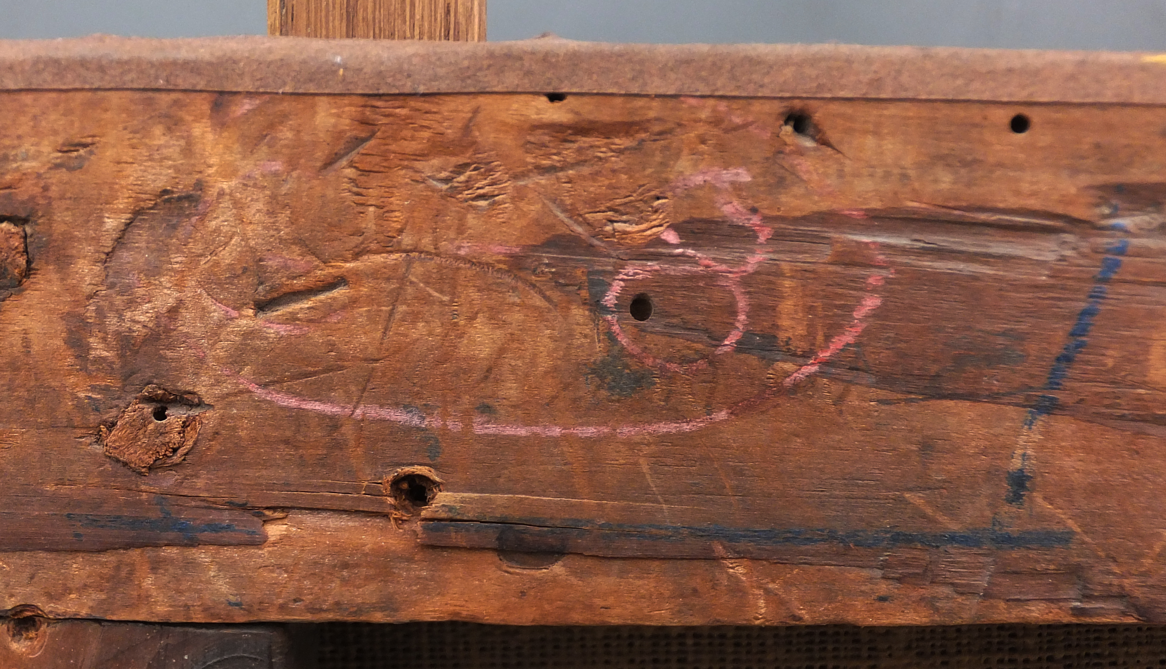 mnr/MNR00032/MNR32_CopyrightMuseeDuLouvre_detail-inscription-4.jpg