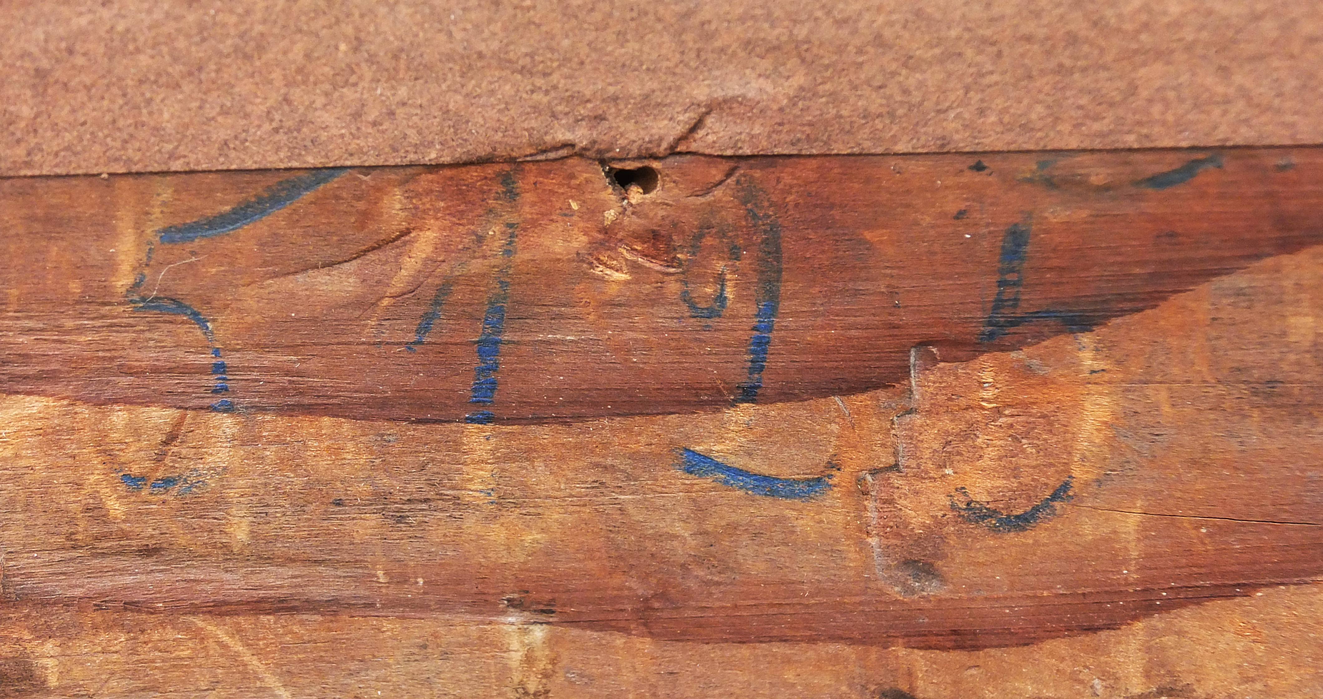 mnr/MNR00032/MNR32_CopyrightMuseeDuLouvre_detail-inscription-6.jpg