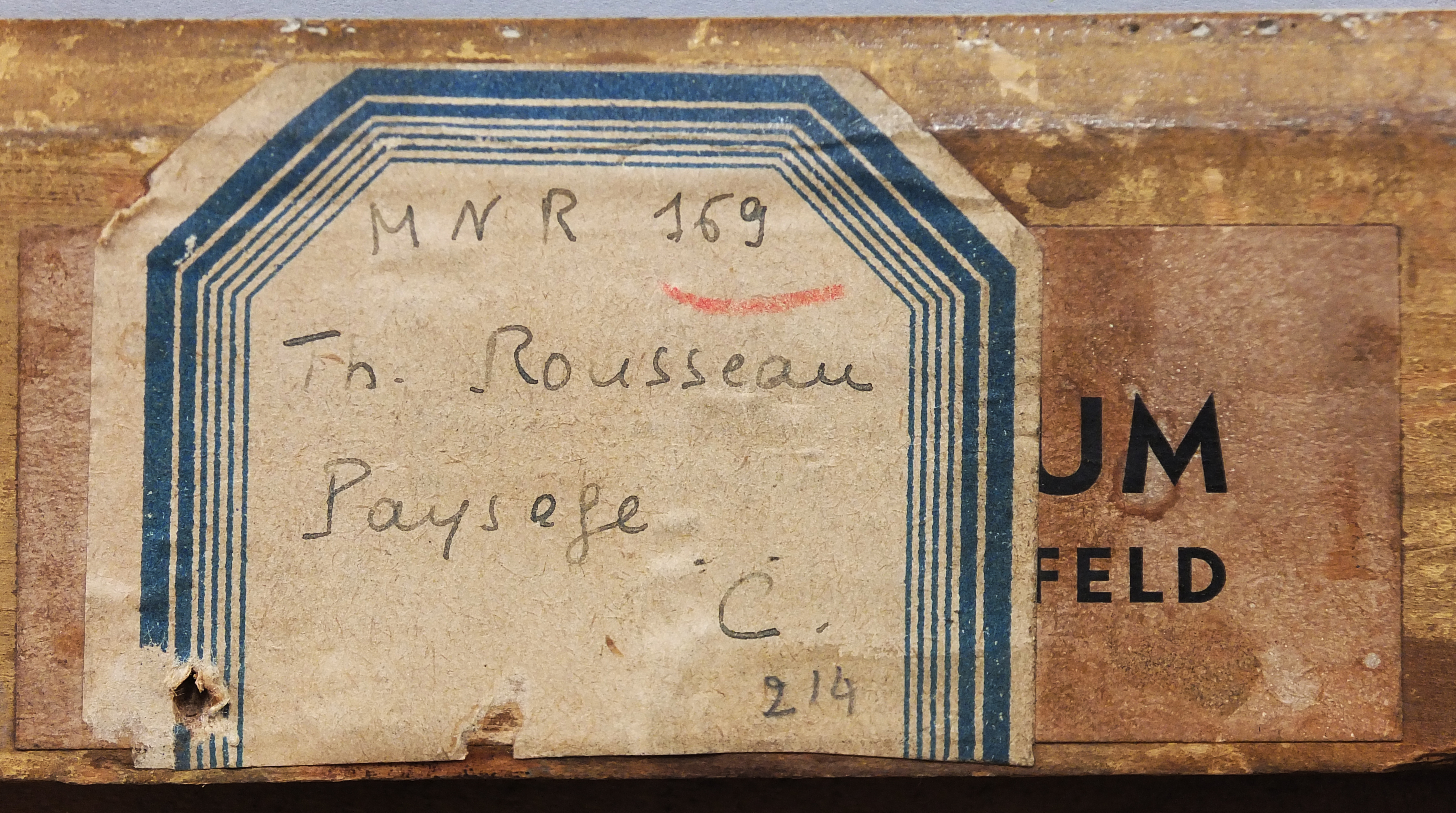 mnr/MNR00169/MNR169_CopyrightMuseeDuLouvre_detail-etiquette-5-au-revers-du-cadre.jpg