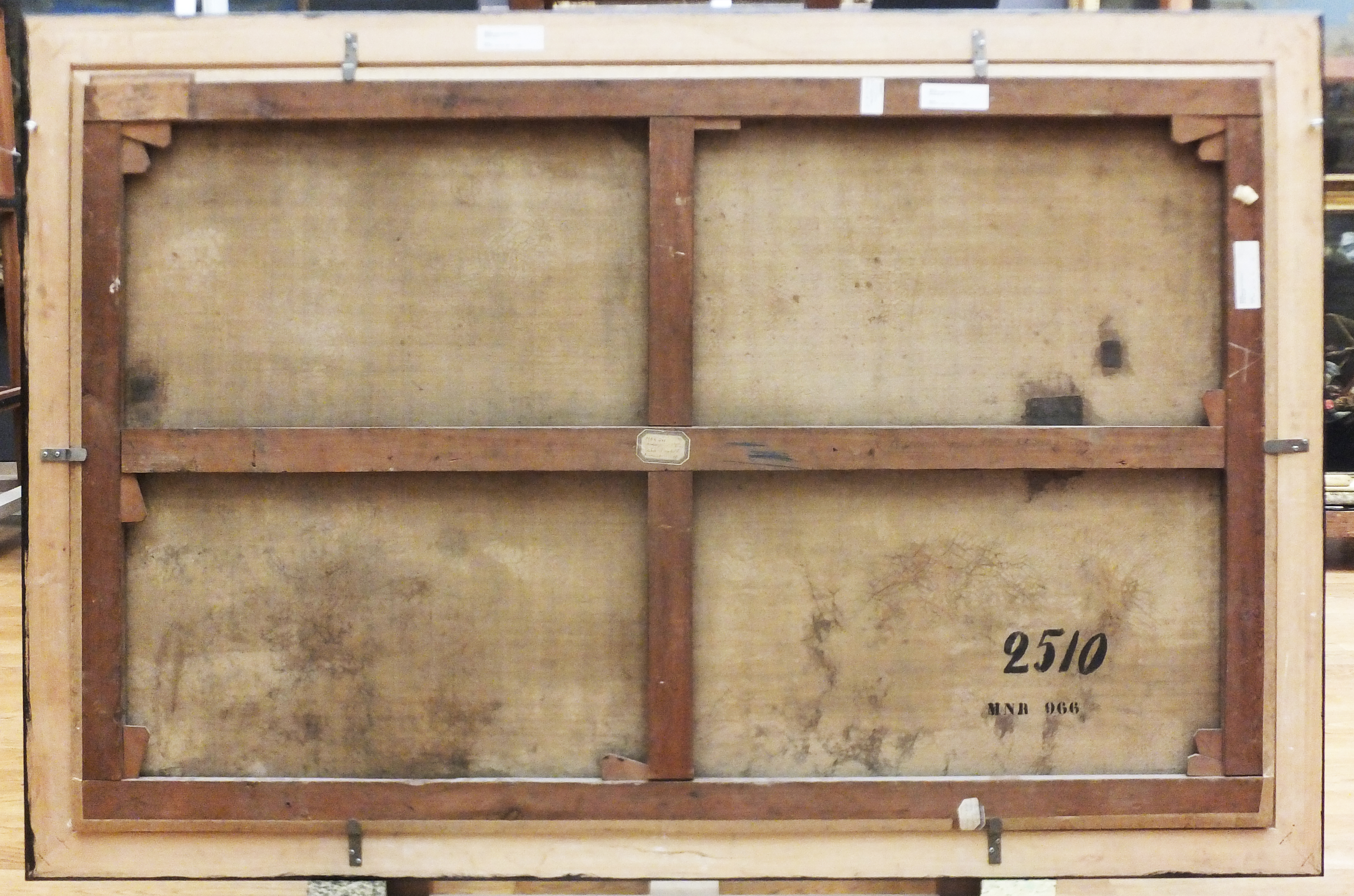 mnr/MNR00966/MNR966_CopyrightMuseeDuLouvre_revers-encadre.jpg