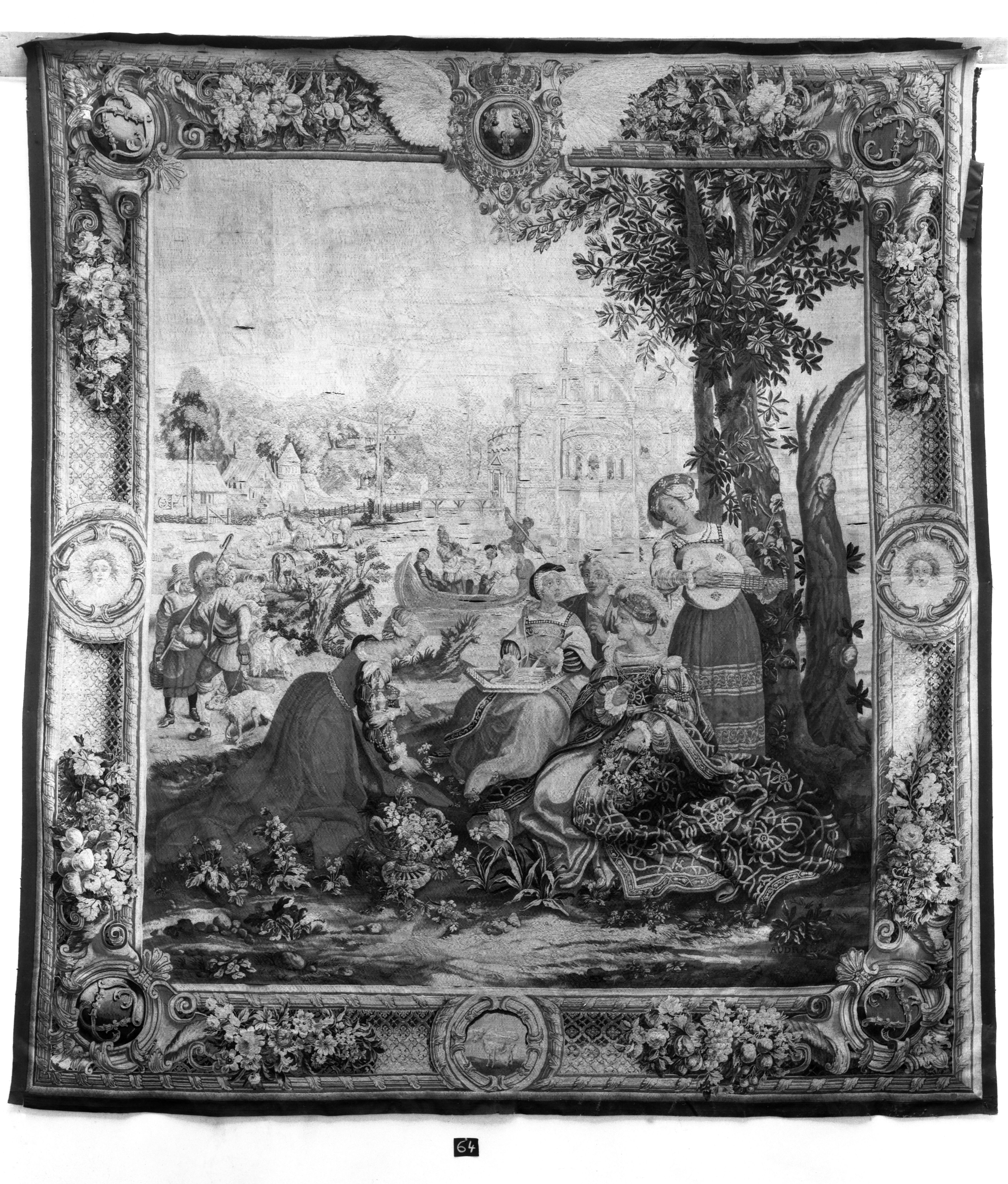 mnr/OAR00064/OAR64-copyright_Musee_du_Louvre-departement_des_Objets_d_art.jpg