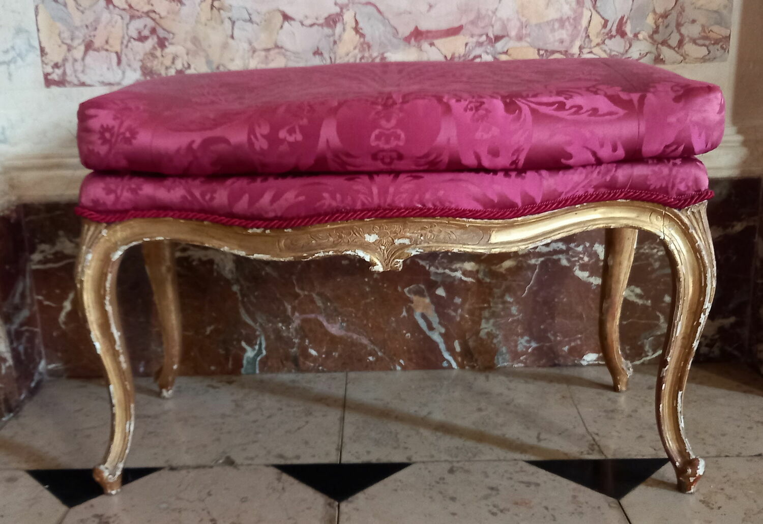 Banquette