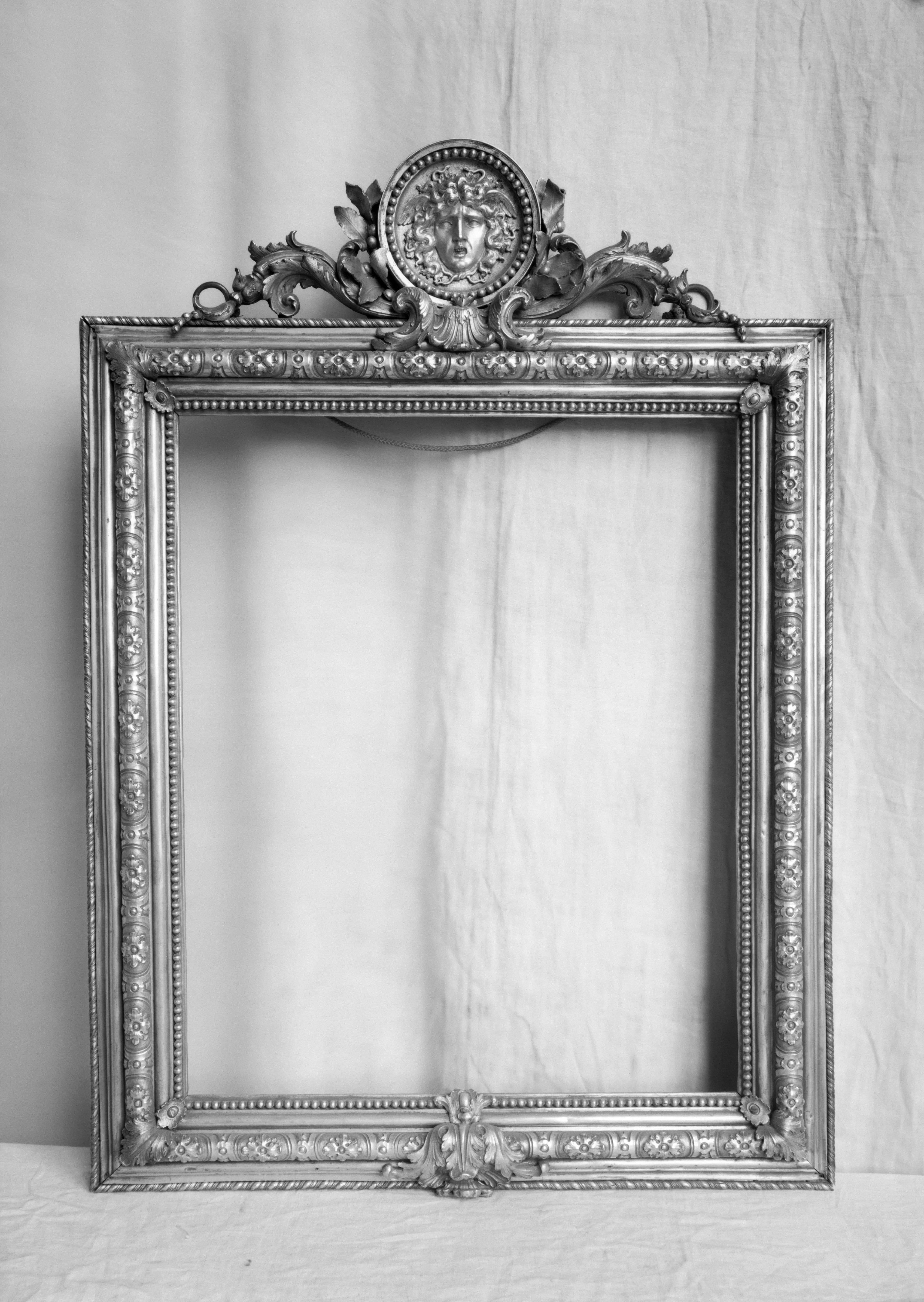 mnr/OAR00344/OAR344-copyright_Musee_du_Louvre-departement_des_Objets_d_art.jpg
