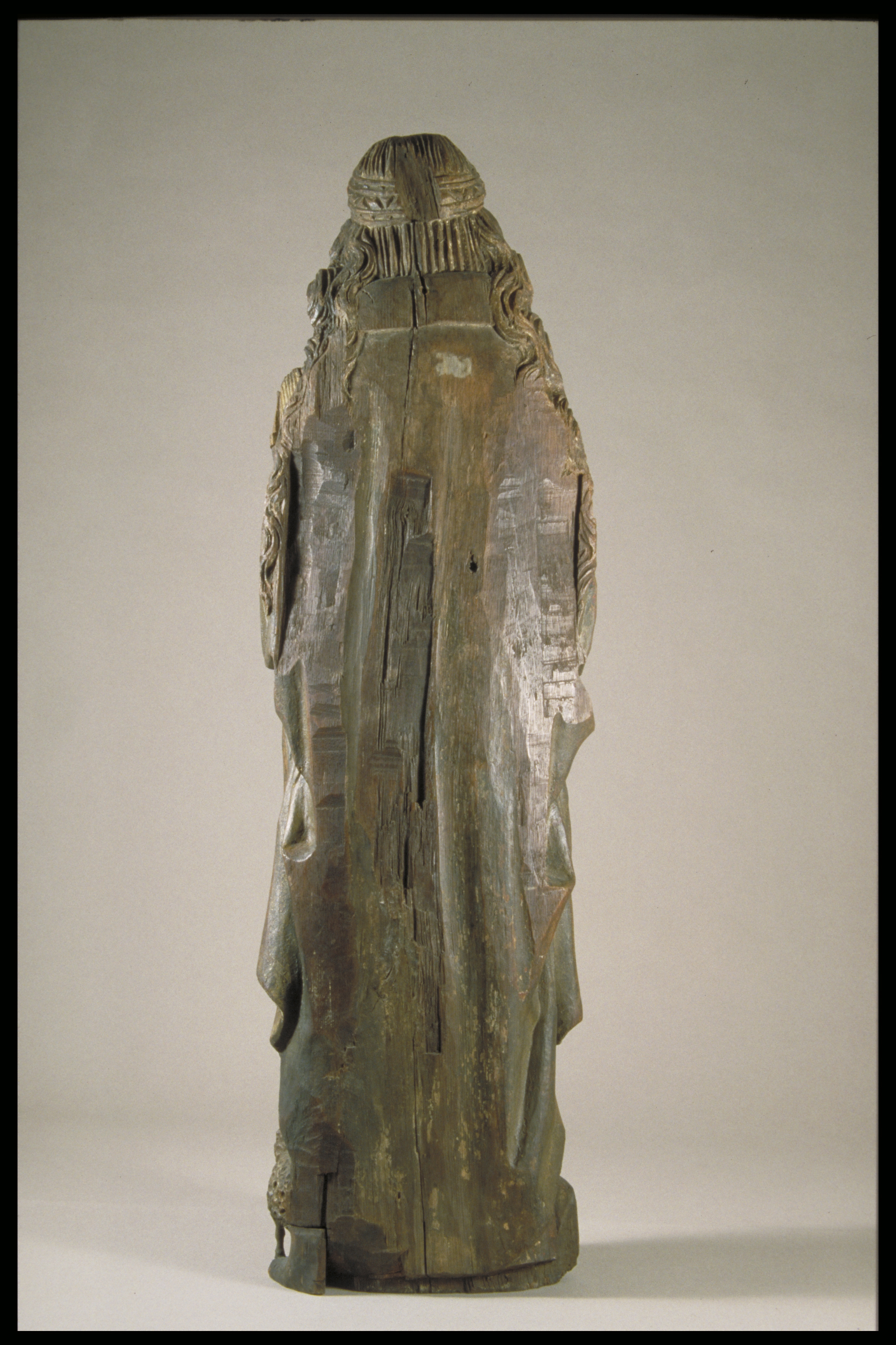 mnr/RFR00016/RFR0016_c2001MuseeduLouvre-PierrePhilibert_ensembleDos.jpg
