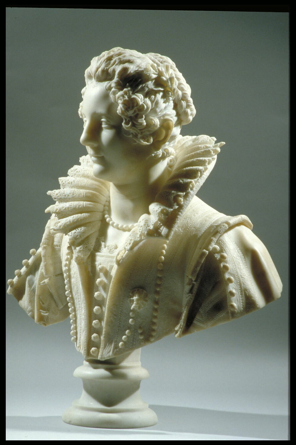 mnr/RFR00066/RFR66_c_MuseeDuLouvre_3.JPG