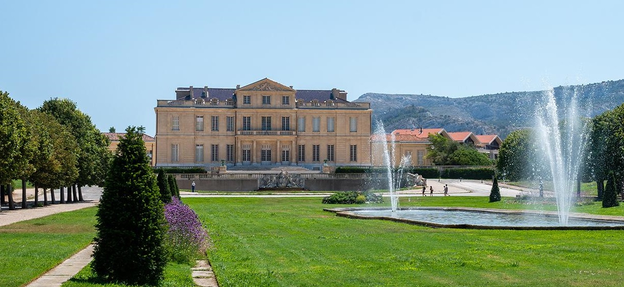 Musée des arts décoratifs, de la faïence et de la mode